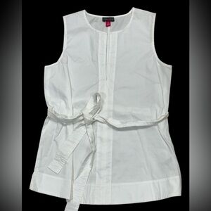 Vince Camuto Sz XS Blouse White Sleeveless Top V-neck Capsule Minimalist Classic